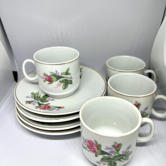 Other - Vintage Demitasse Set of 4 Tea Cups w/ Saucers Rose Floral Pattern Made in China